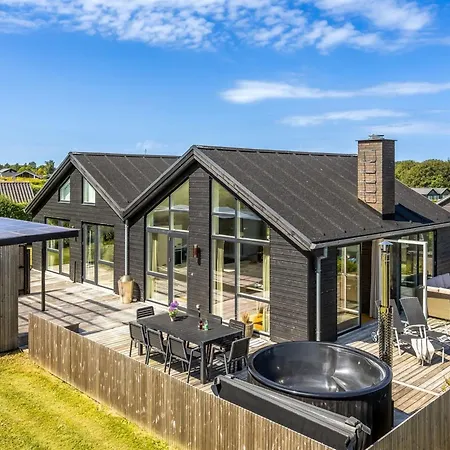 Andriette - 50m From The Sea By Interhome *