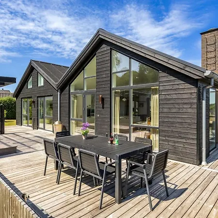 Andriette - 50m From The Sea By Interhome